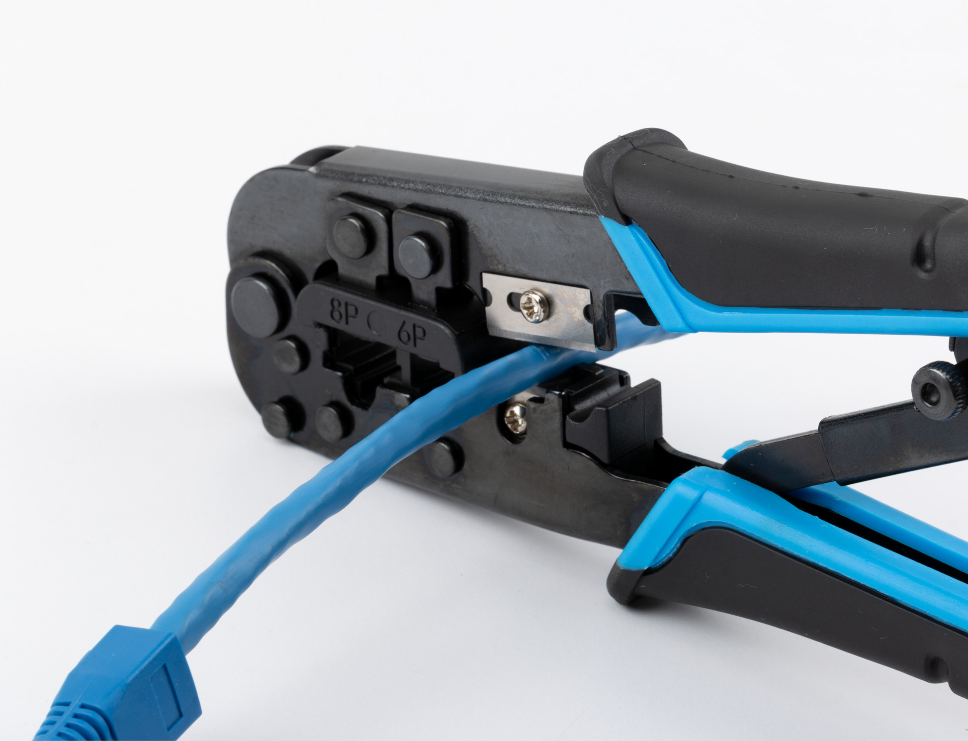 Cable Matters Ethernet crimper