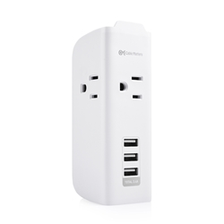 Cable Matters 3-Outlet Surge Protector Wall Plug with USB Charging