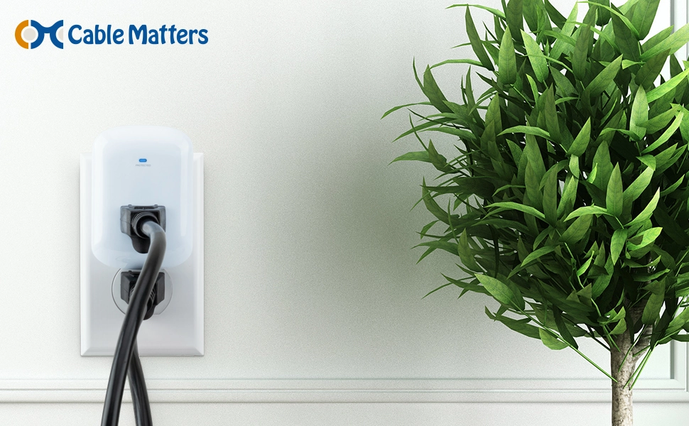 Cable Matters Single Outlet Surge Protector Outlet (Wall Surge Protector)